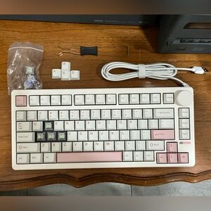 QK81 Mechanical Keyboard - Black and pink new